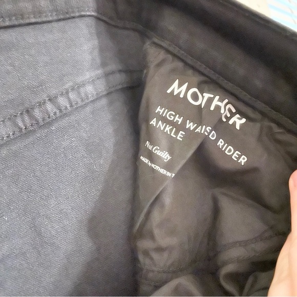 MOTHER High Waist Rider Ankle Cropped Jeans in Black Denim Not Guilty Women's 28 - Picture 7 of 9